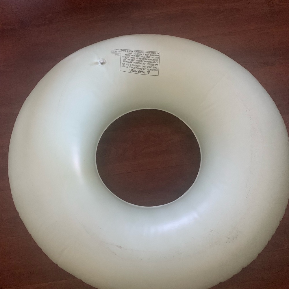 38” Target Giant Inflatable Fun Summer Beach Swim Float - Picture 2 of 4